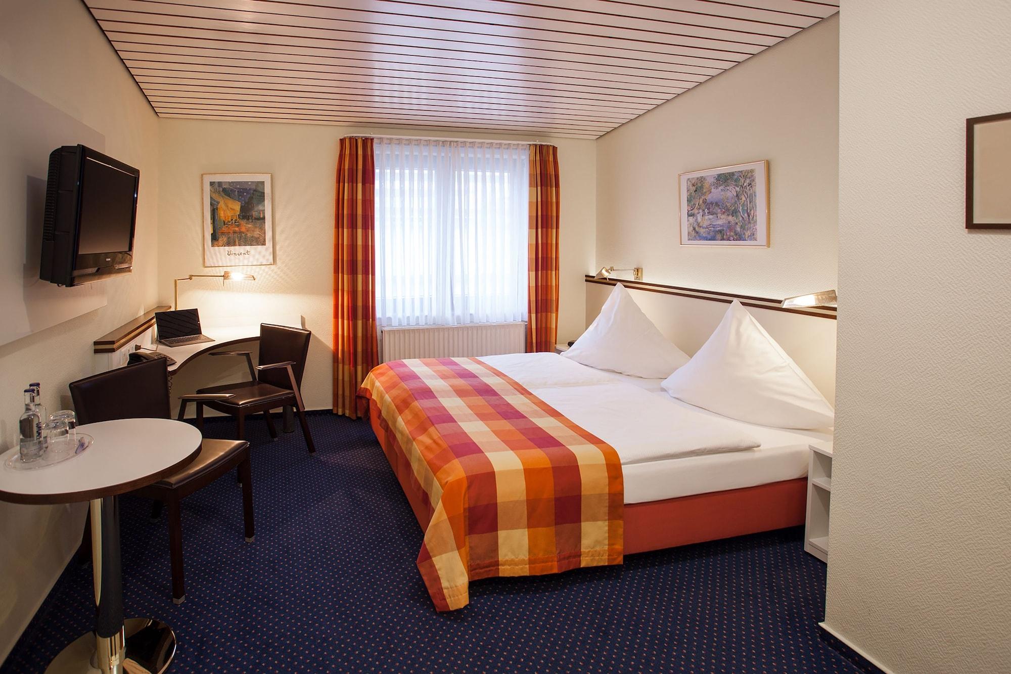 Centro Hotel Goya Wolfsburg, Trademark Collection By Wyndham Exterior photo